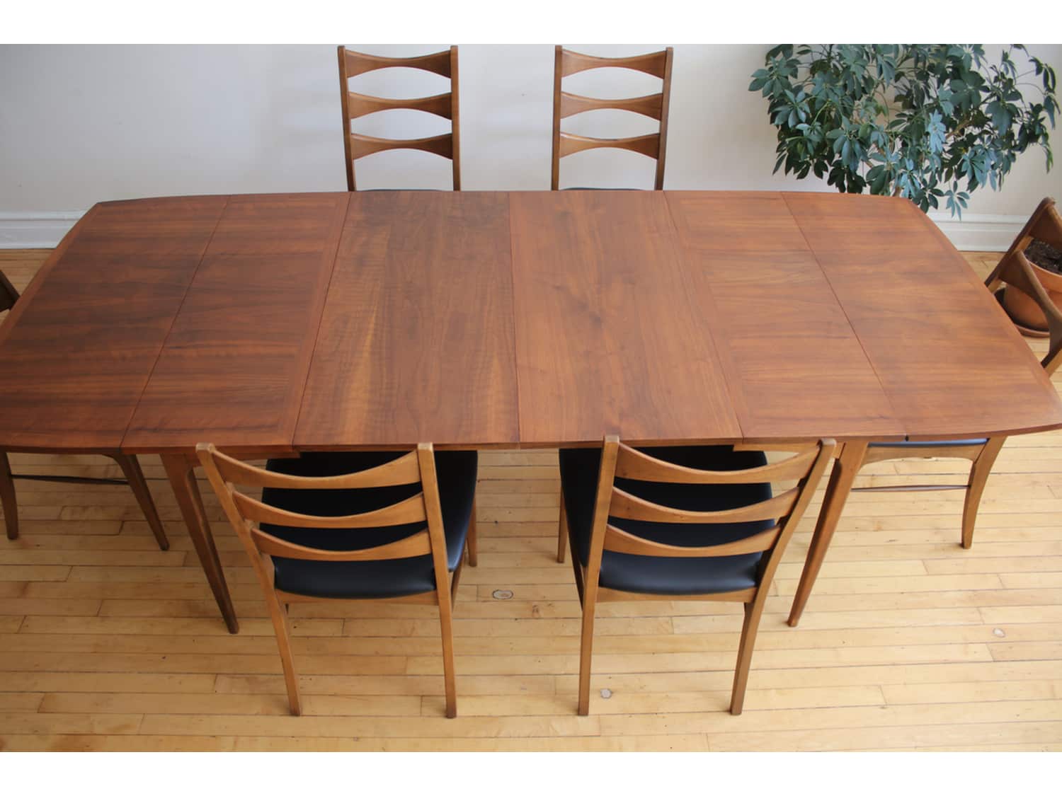 Mid Century Modern Lane Rhythm Dining Set - Apartment Therapy's Bazaar.