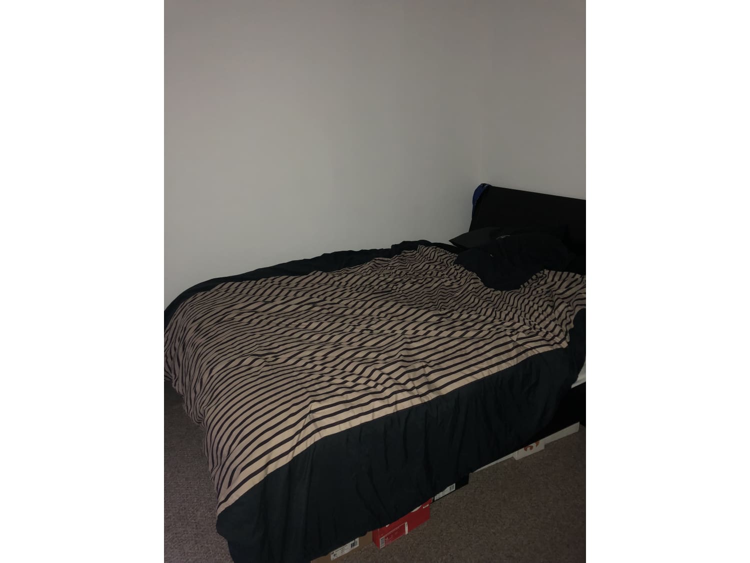 Ikea Nyvoll Queen Size With Sultan Hallen Mattress Apartment