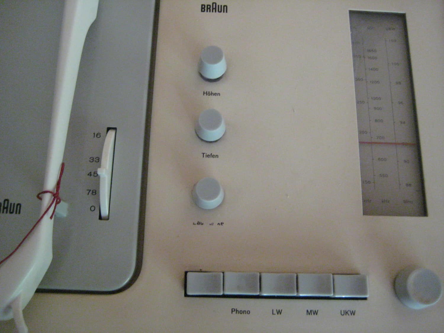 Mid Century Modern Braun SK4/SK5 Turntable & Radio - Apartment Therapy