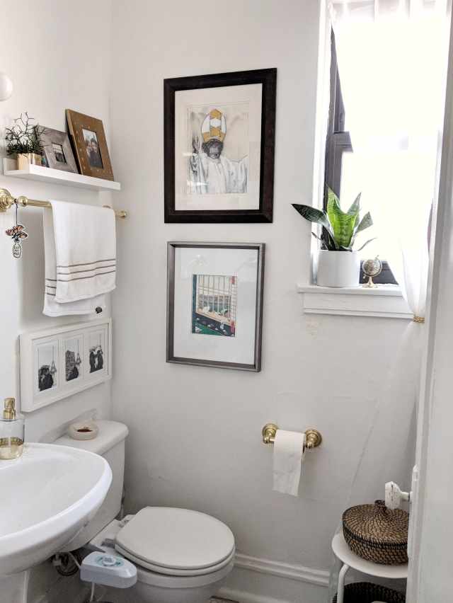 Small Bathroom Design & Storage Ideas | Apartment Therapy