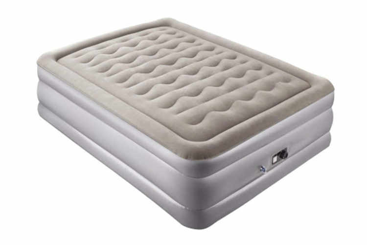 Best Air Mattress 2018 Guest Bed For Small Spaces Apartment Therapy