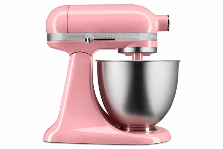 What’s the Difference Between All the KitchenAid Stand Mixer Models