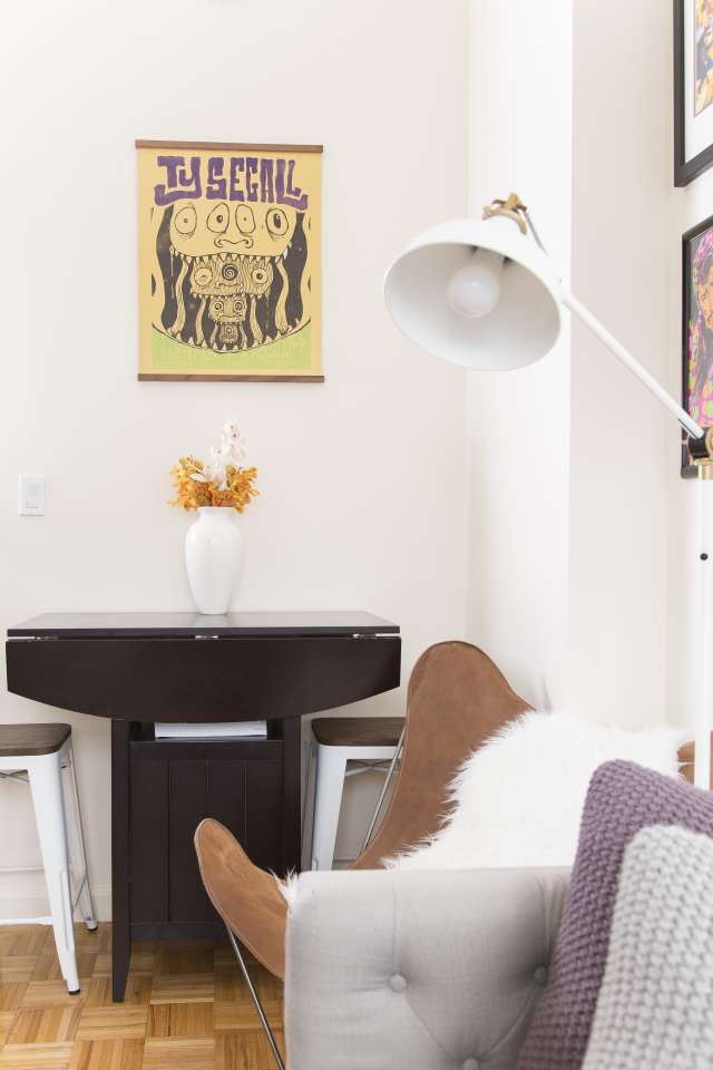 Molly's 520 Square Foot Soothing Manhattan S