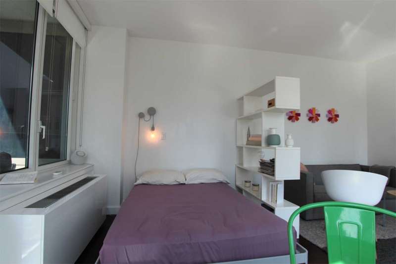 9 Smart Design Ideas For Your Studio Apartment | Apartment ...