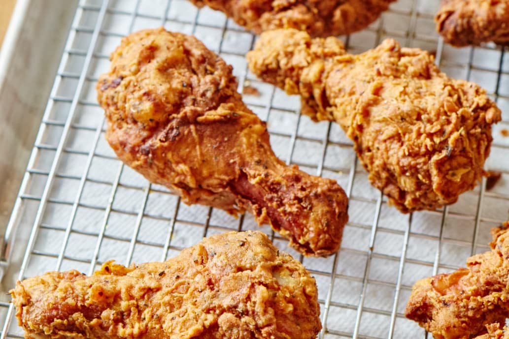 How To Make Crispy, Juicy Fried Chicken (That's Better ...