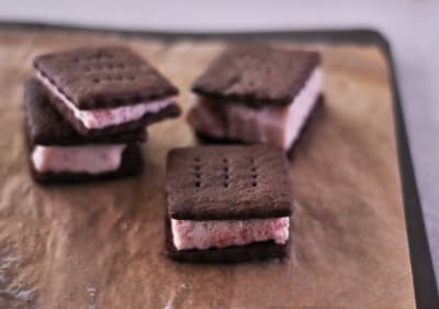 Why This Walmart Ice Cream Sandwich Just Won't Melt | Kitchn