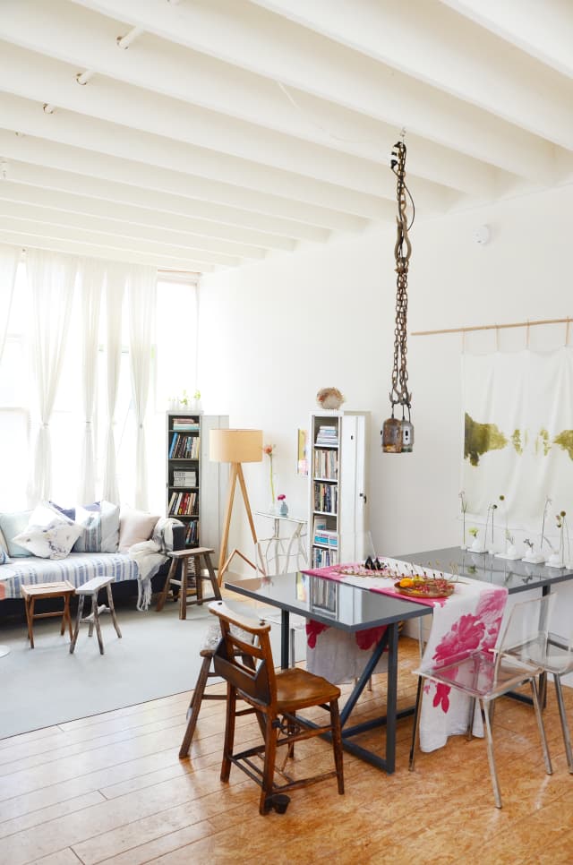 House Tour: An Industrial Live-Work Oakland Loft ...