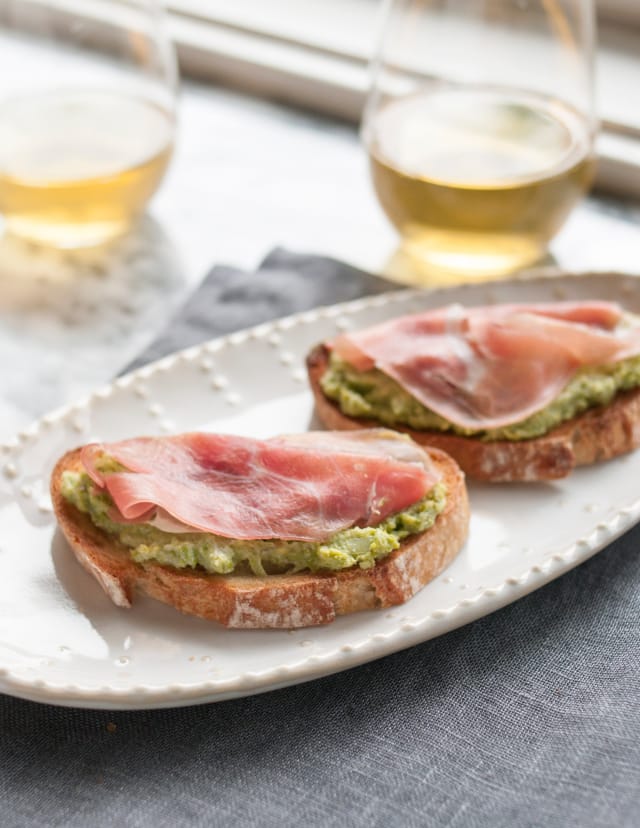 Recipe Asparagus & Prosciutto Crostini Kitchn