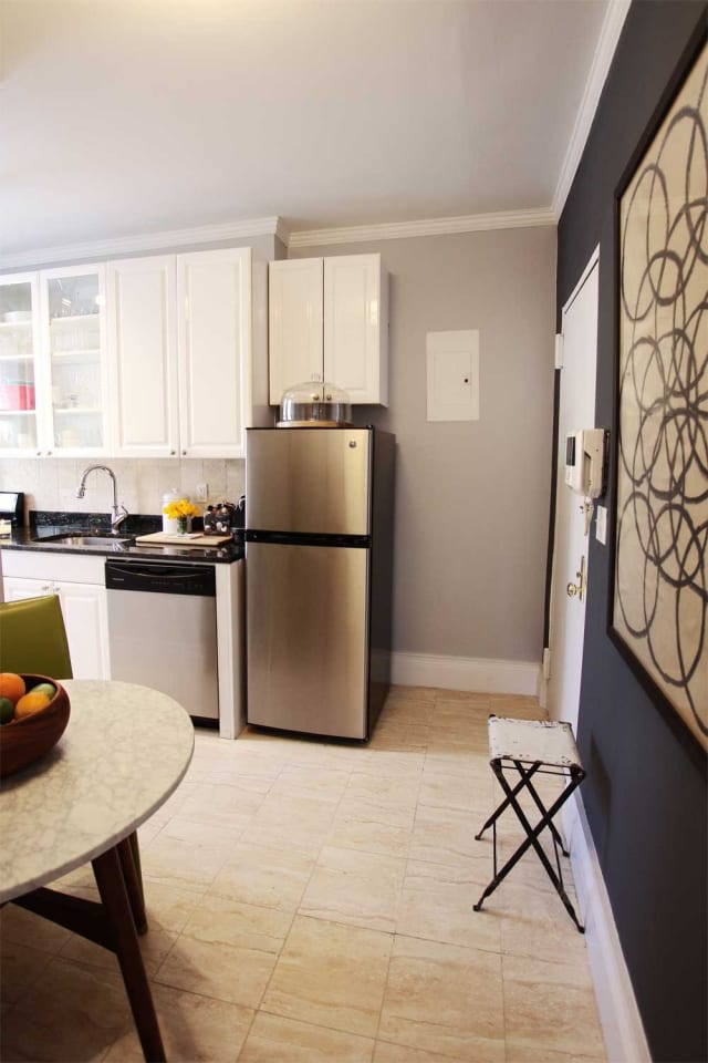 Jessica S West Village Life Apartment Therapy