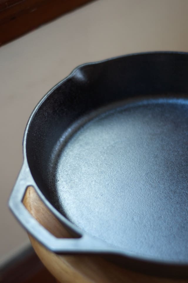 Season Cast Iron Skillet Flaxseed Oil Kitchn