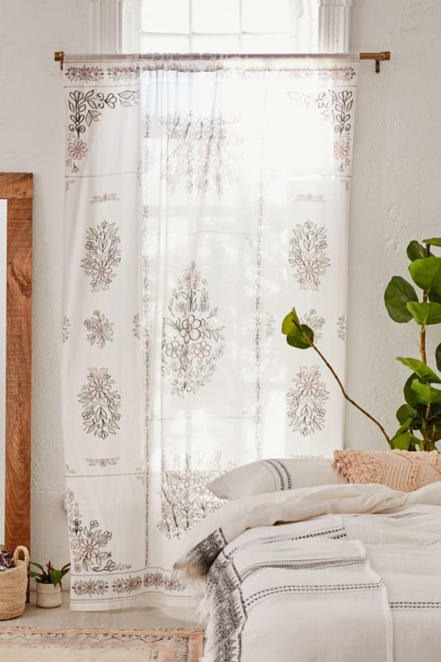 Best Places To Buy Cheap Blinds Shades And Curtains