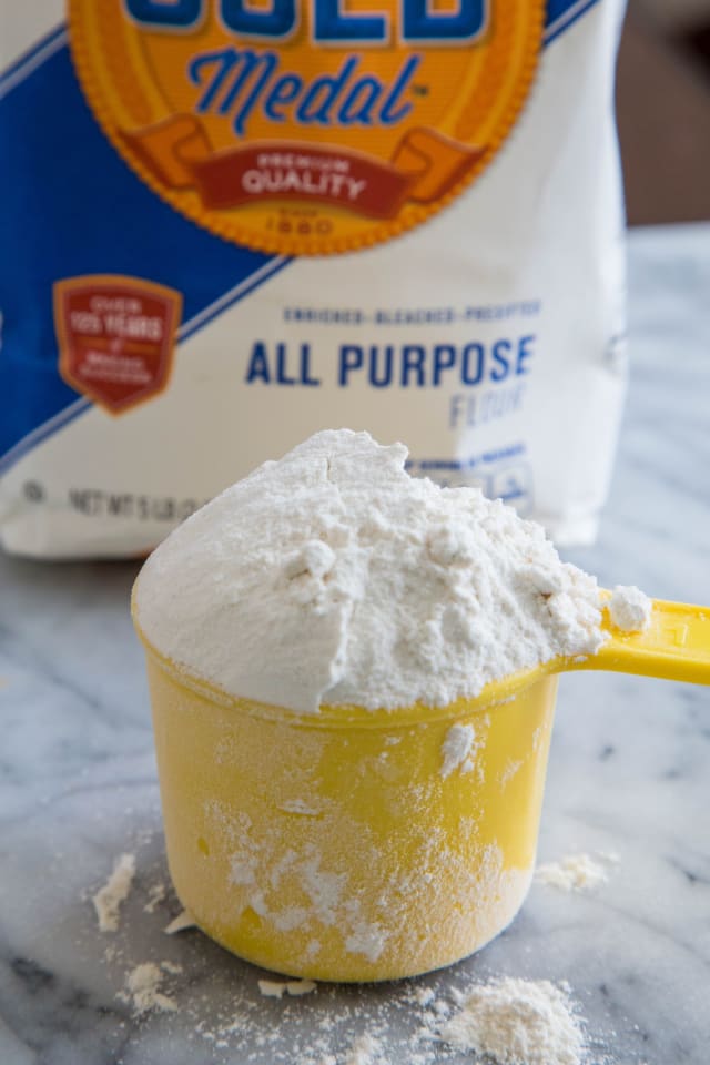 What's the Difference Between Bleached and Unbleached Flour? Kitchn