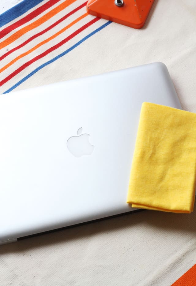 What Can You Clean A Computer Screen With
