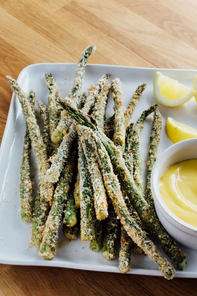 How To Make Super-Crispy, Oven-Baked Asparagus Fries | Kitchn