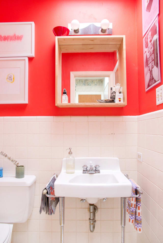 Windowless Bathrooms: 9 That Aren't Bad at All (And Why ...