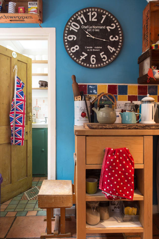 House Tour An Eclectic English Home And Artist Studio