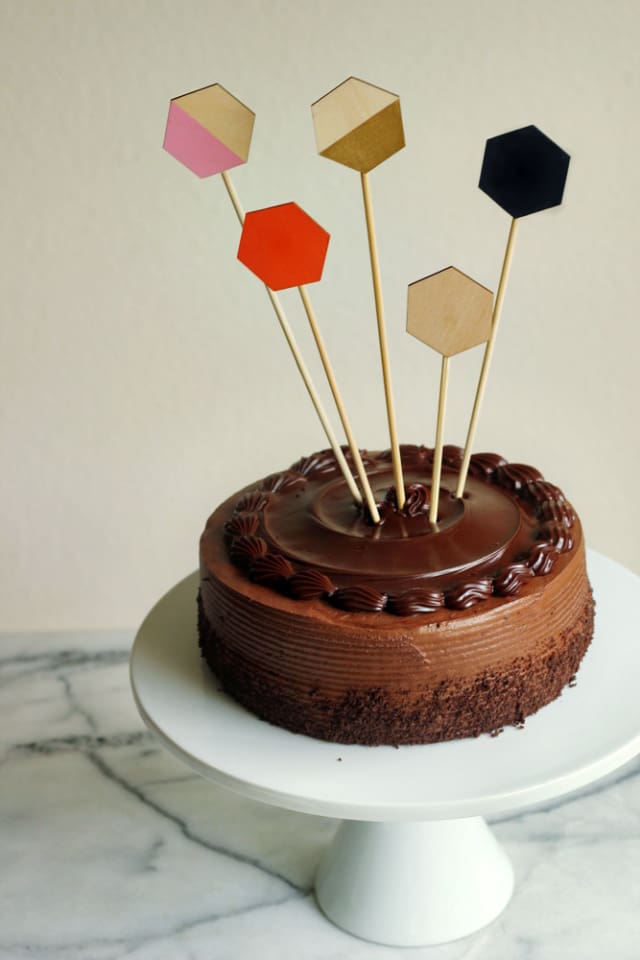 20 Simple & Chic DIY Wedding and Party Cake Toppers ...