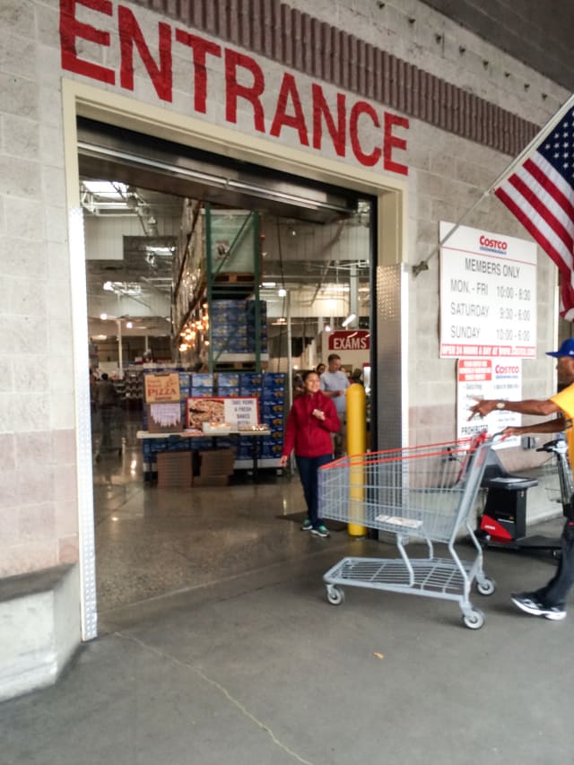 A Guide to Surviving Your First Solo Shopping Trip to Costco Kitchn