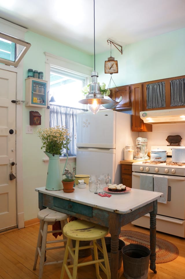 Our 7 Favorite Farmhouse Kitchens | Kitchn