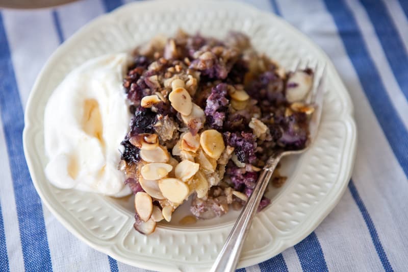 Recipe Baked Buckwheat Oatmeal with Blueberries & Almonds Kitchn