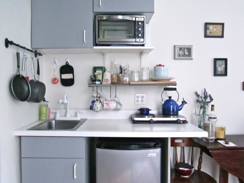 5 Genius Ideas For How to Layout Furniture in a Studio 5 Genius Ideas For How to Layout Furniture in a Studio