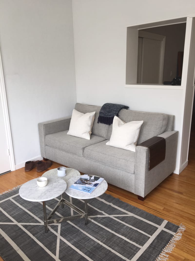 Small Shared Studio Apartment Rental Storage Ideas | Apartment Therapy