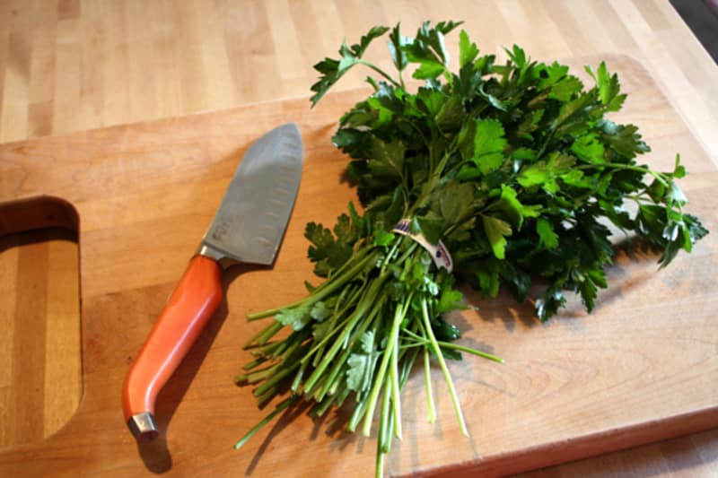 How To Chop Up A Big Bunch Of Parsley Or Cilantro Kitchn
