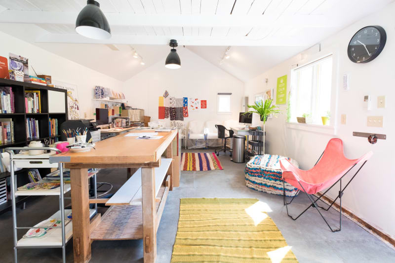 House Tour Molly Hatch S Creative Haven Apartment Therapy