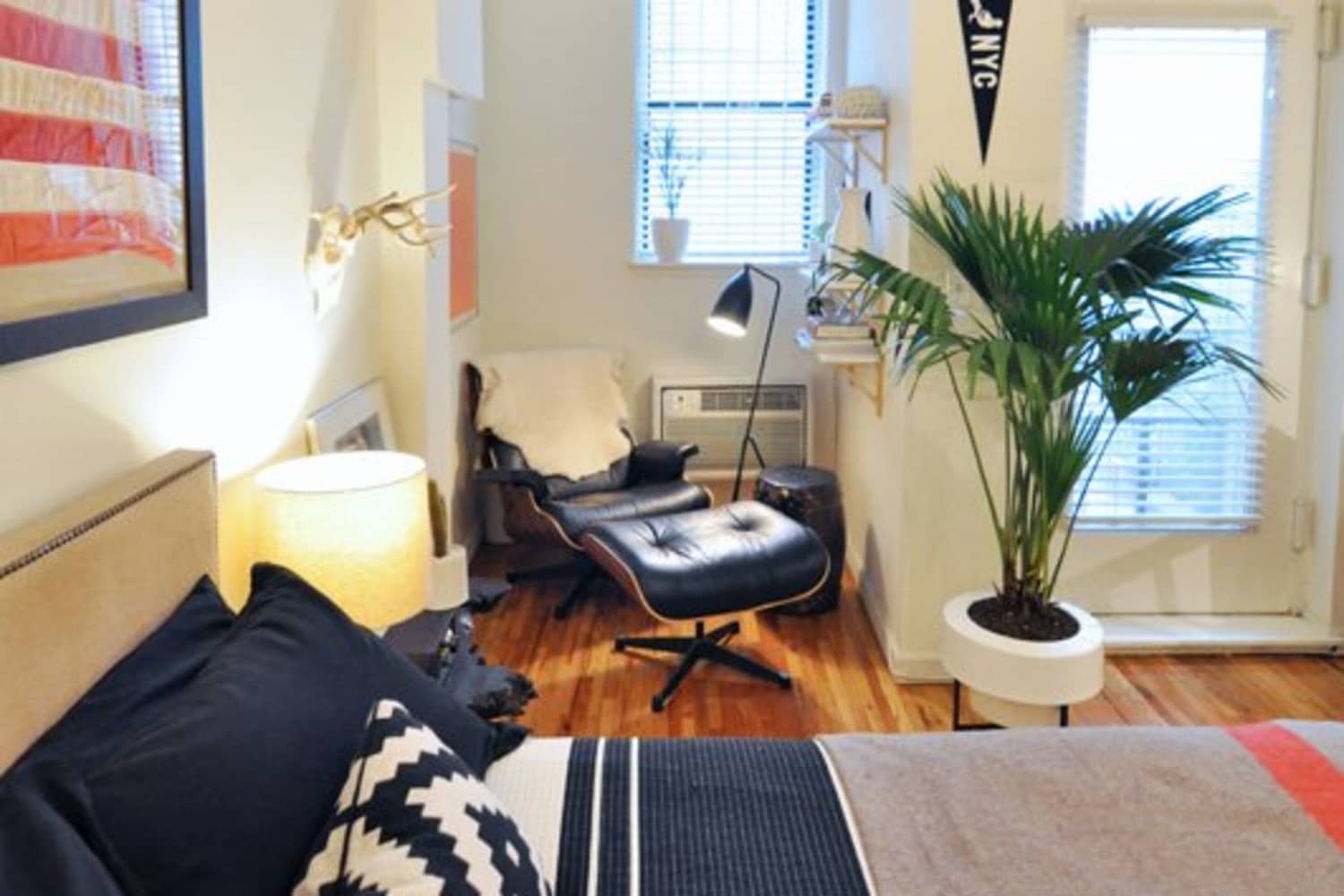 Living With Your Parents How To Turn Your Room Into A Mini Apartment Apartment Therapy