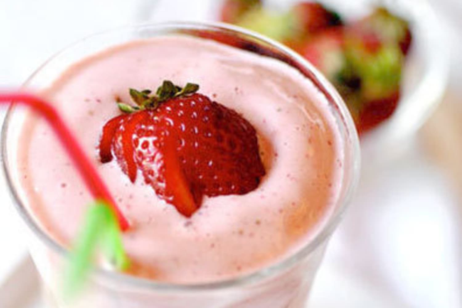 How To Make a Perfect Strawberry Milkshake