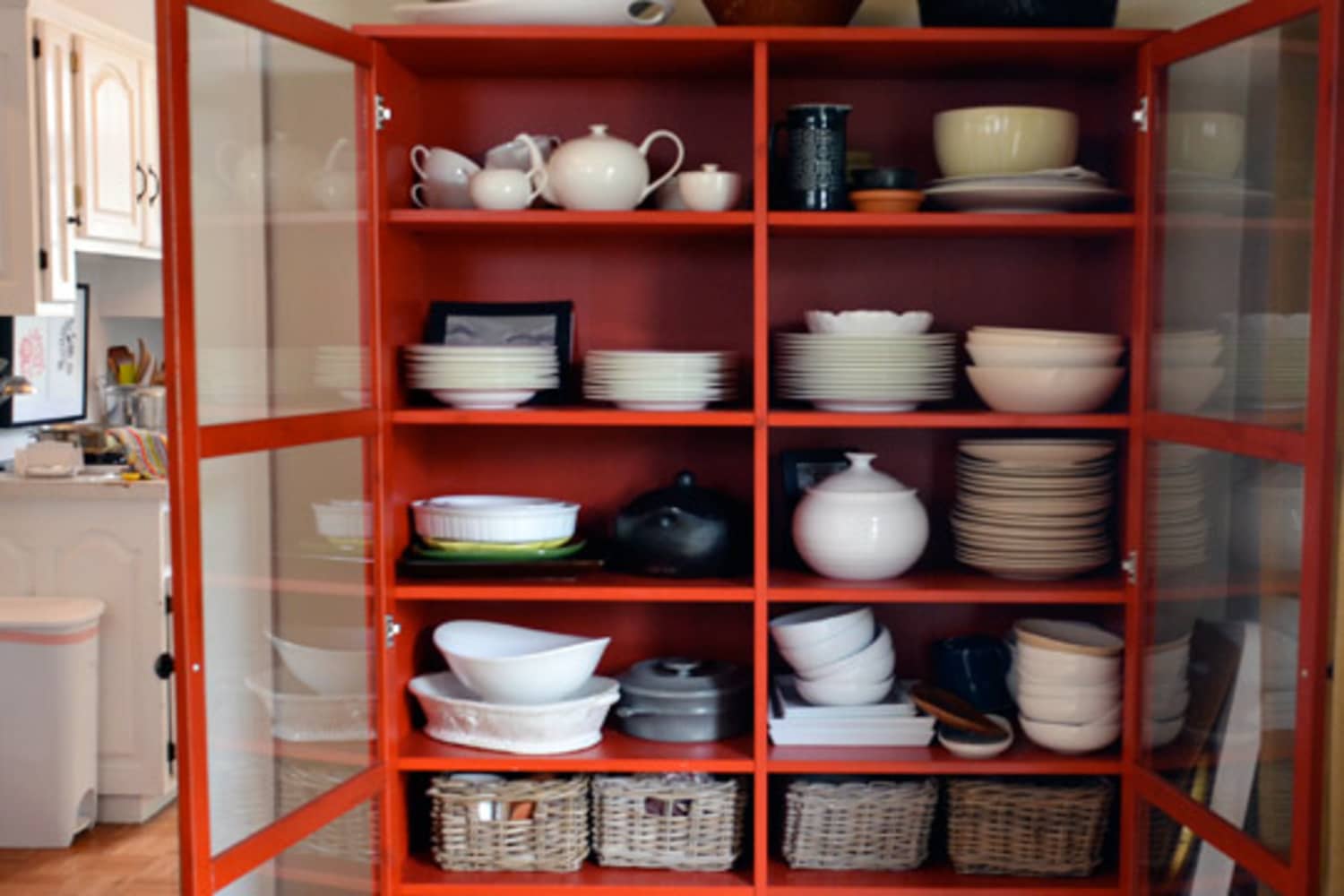 набор посуды pinguin double x. полки для посуды.