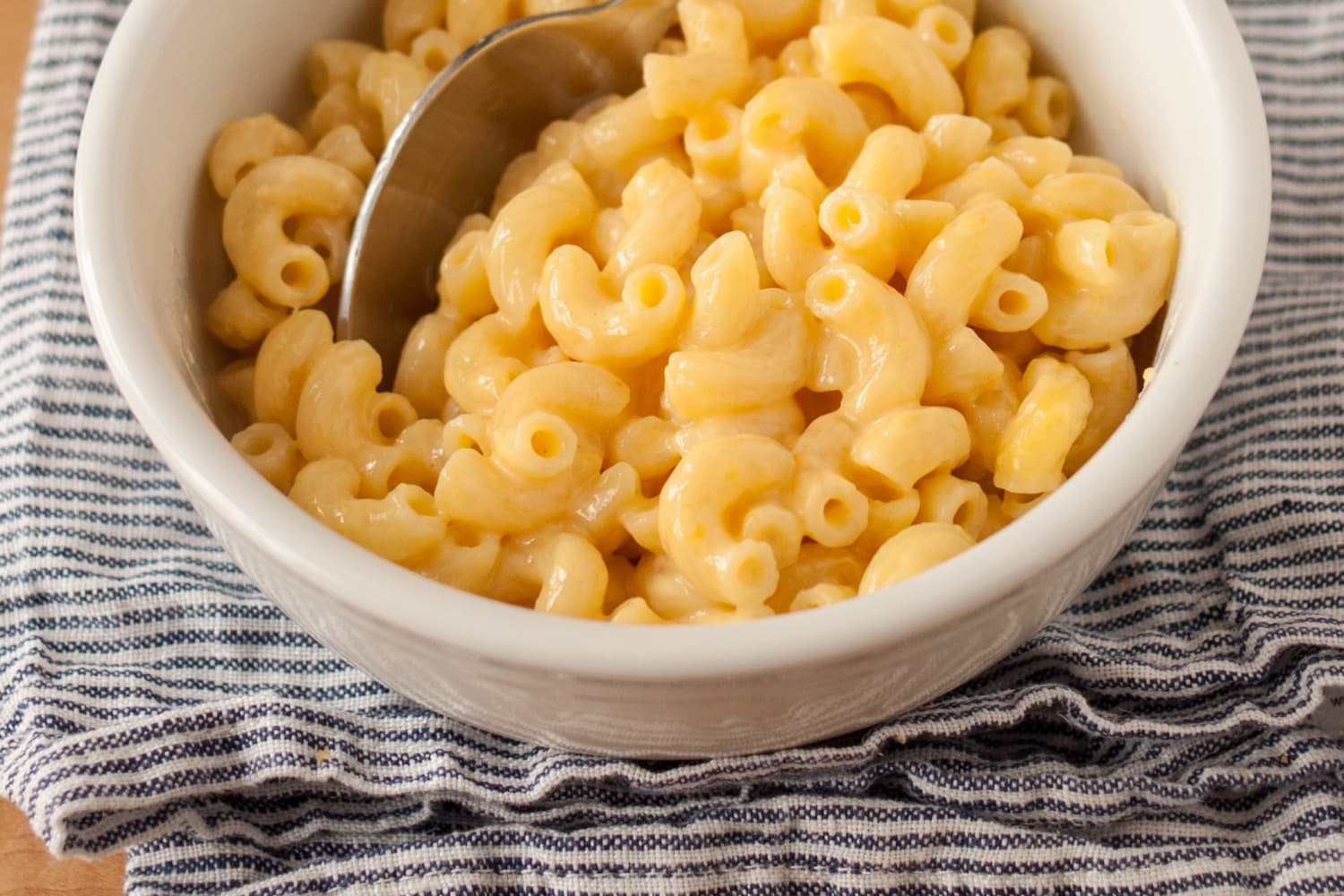 how to melt american cheese for macaroni and cheese