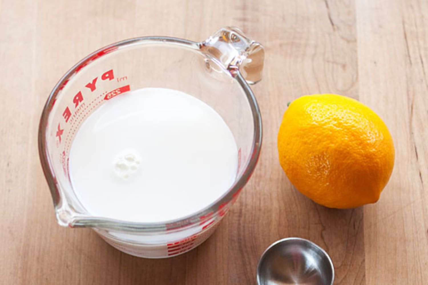 How To Make Buttermilk from Plain Milk with Lemon Juice or Vinegar