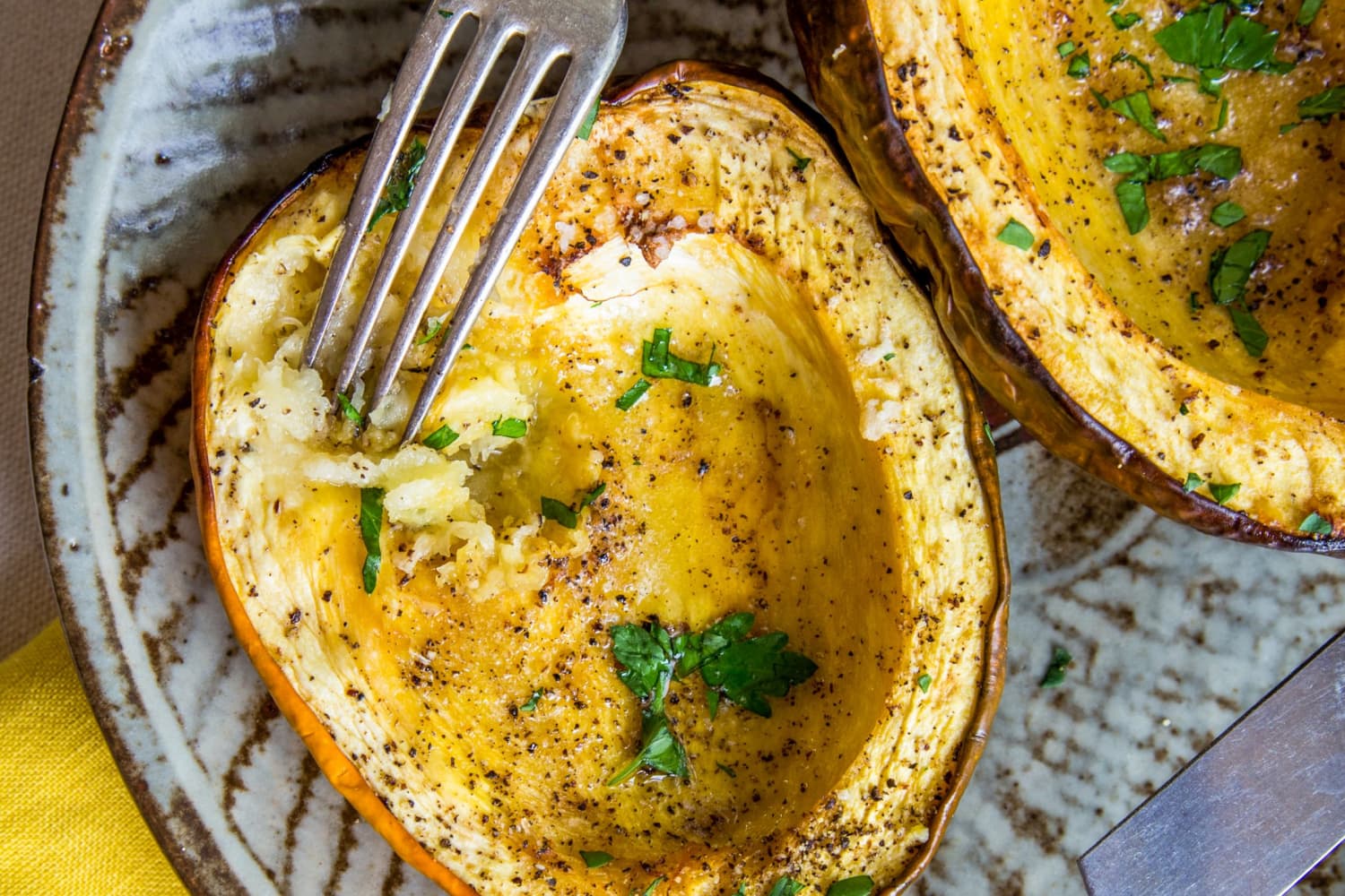 How To Cook Acorn Squash: The Easiest, Simplest Method