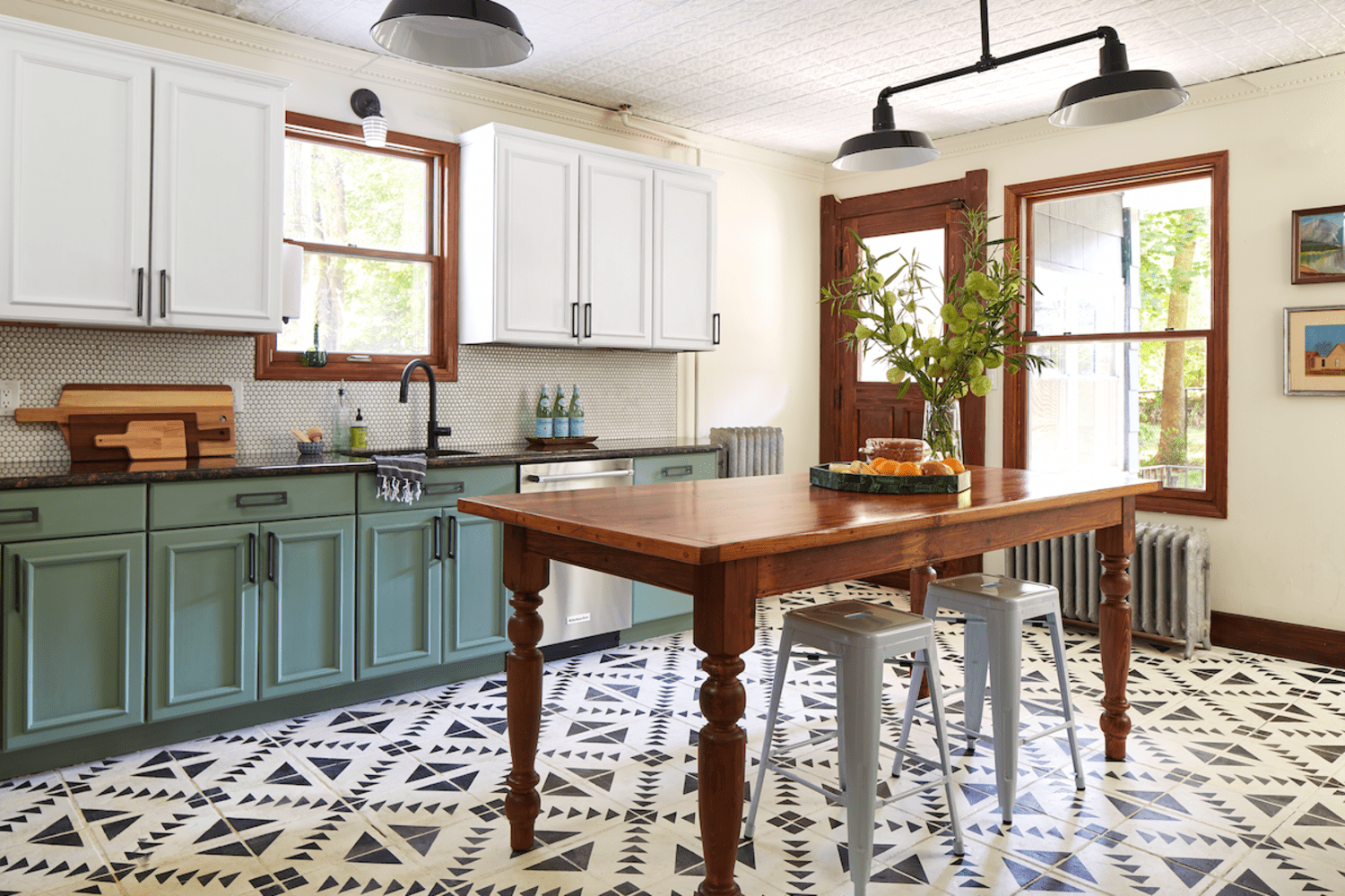 Yes You Can Paint Your Entire Kitchen With Chalk Paint Kitchn