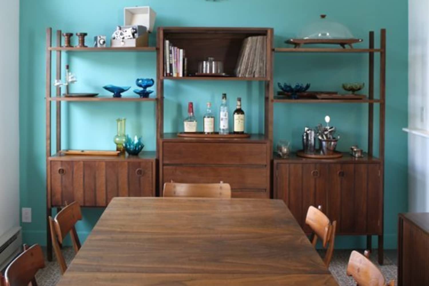 SplashOfColor Roundup 14 Accent Walls (And 1 Accent Ceiling!) Apartment Therapy