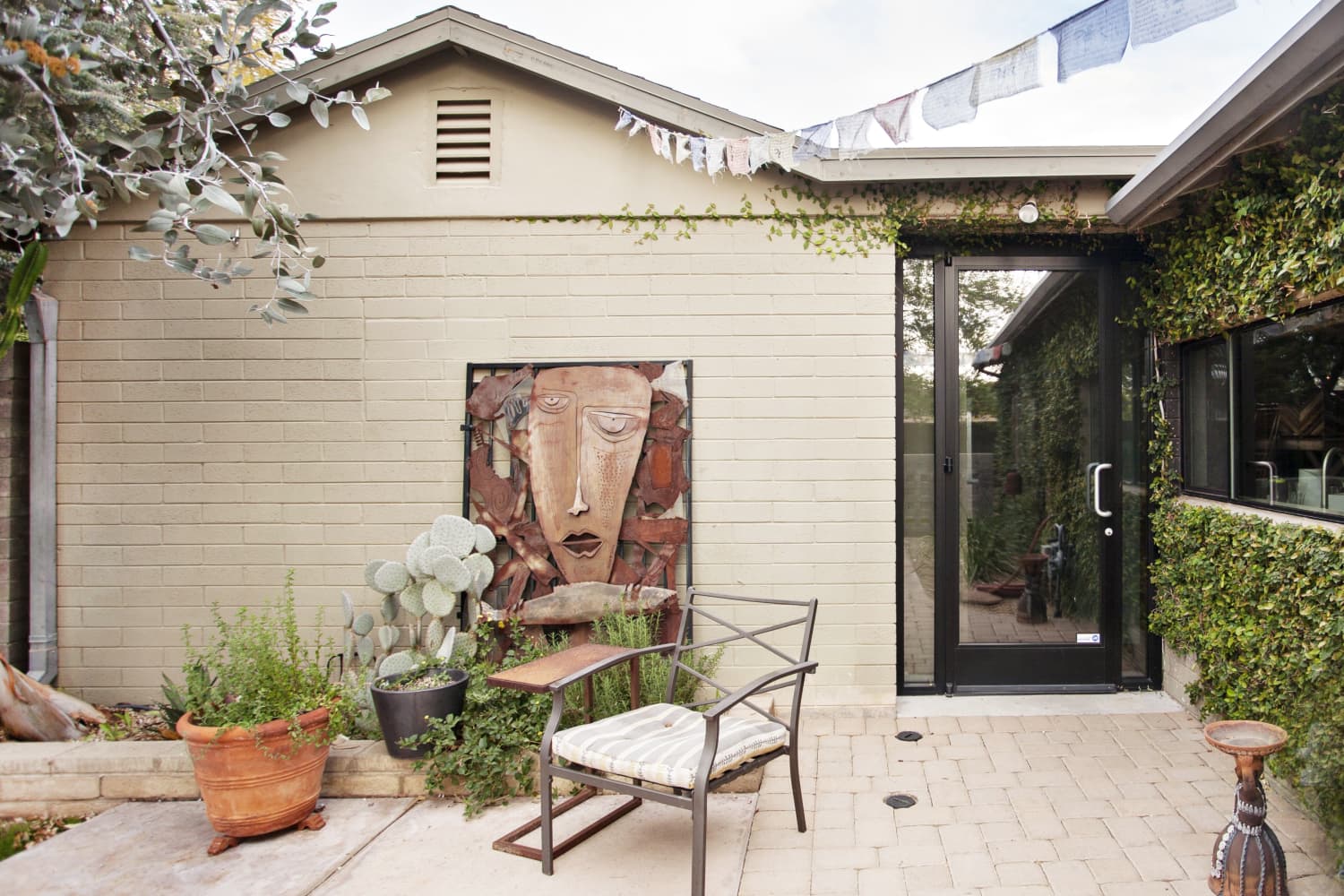 House Tour: A Creative Phoenix Home | Apartment Therapy