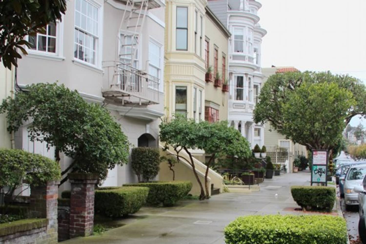 How to Reduce Traffic Noise in Apartments: 6 Fixes | Apartment Therapy