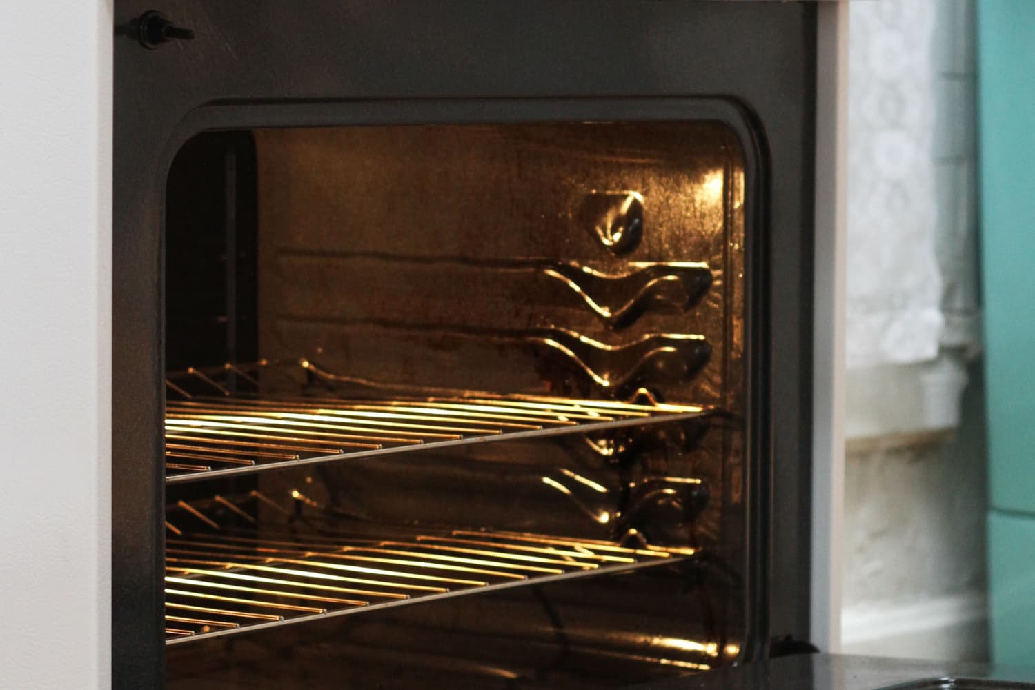 How To Clean an Oven Without Harsh Chemicals Apartment Therapy