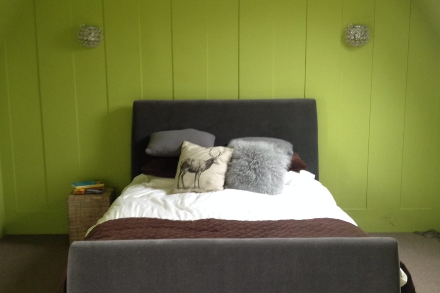 Before & After The “Green Guest Room Gets Makeover
