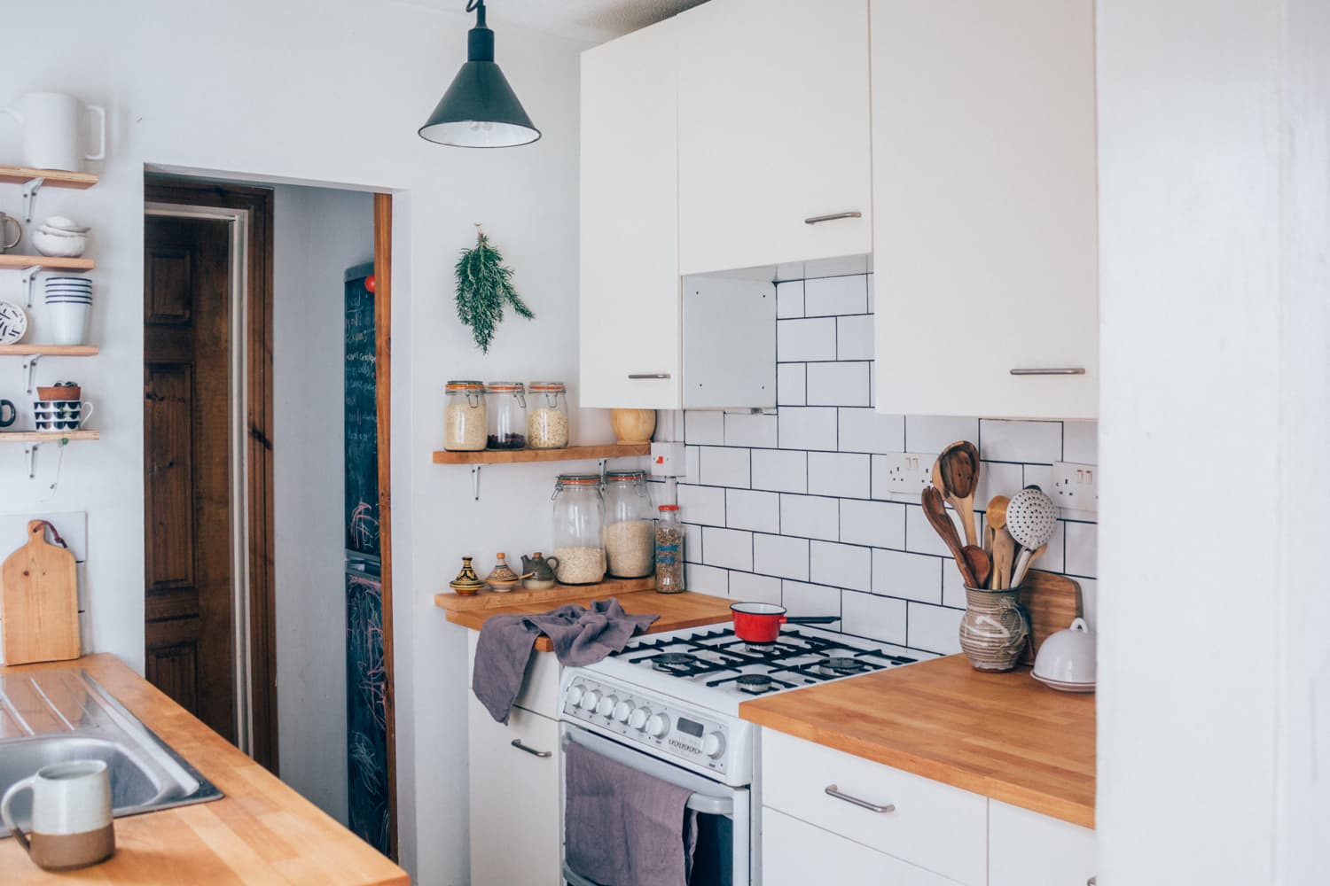 20 Free And Easy Home Makeovers | Apartment Therapy - Affordable Apartment Makeovers