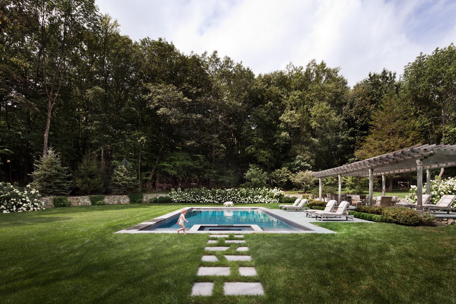 20 of the Dreamiest Backyard Pools You’ll Ever See | Apartment Therapy