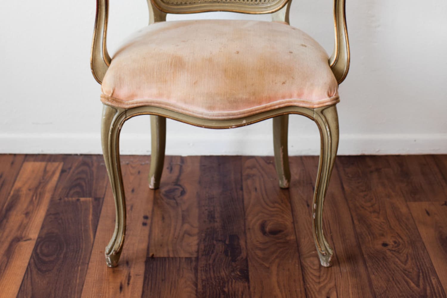 Before & After Chalk This Pretty Chair Up to Chalk Paint Apartment Therapy