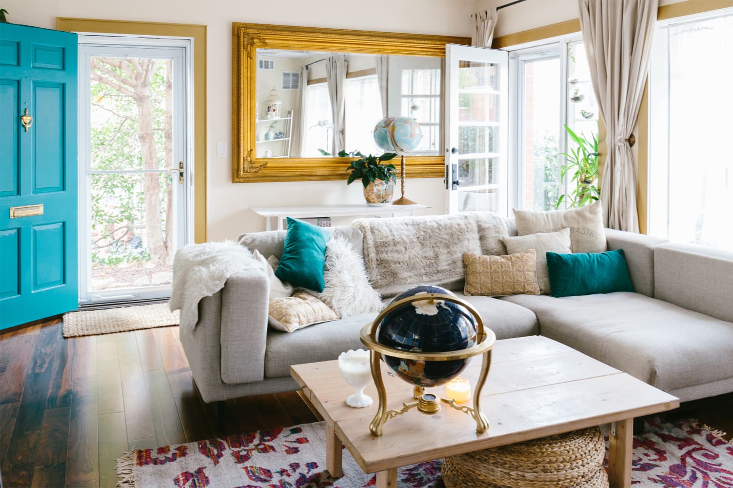 Tour Adventurously Dreamy Home with a Touch of Golden Glam Apartment