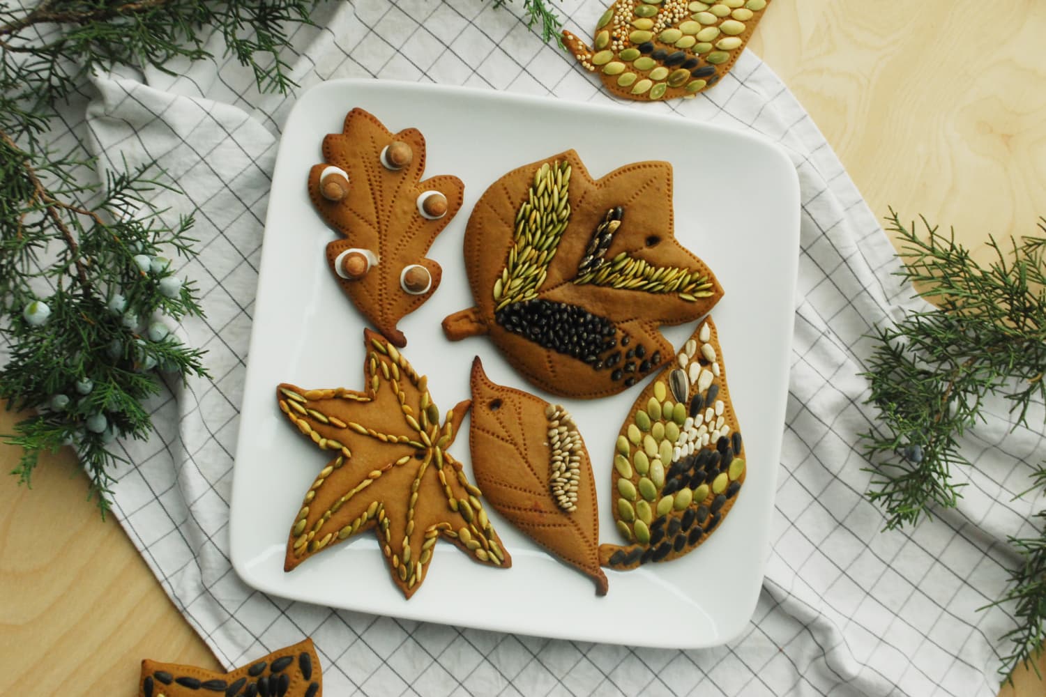 How To Bake Edible Hanging Treats for Birds & Wildlife Apartment Therapy