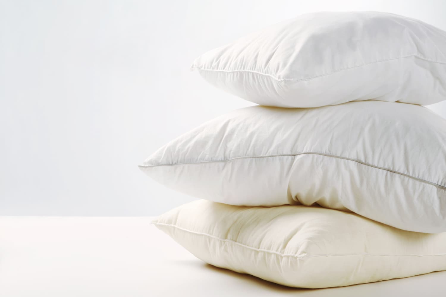 How Long Should You Keep a Pillow? Apartment Therapy