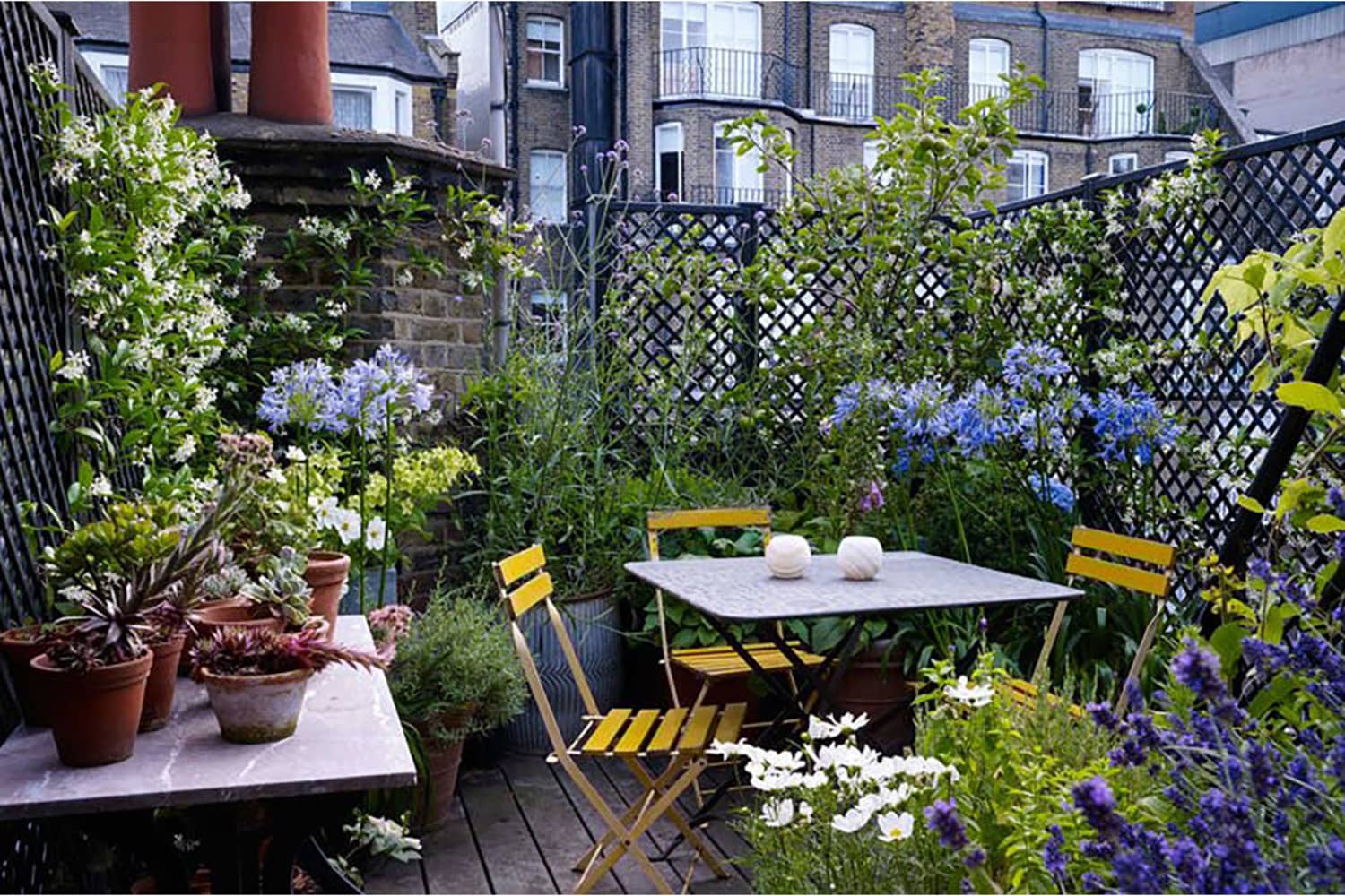 Design Ideas: Beautiful Small Gardens and Yards | Apartment Therapy