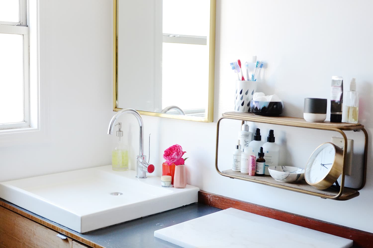 How To Organize Your Entire Bathroom for Under 100 Apartment Therapy