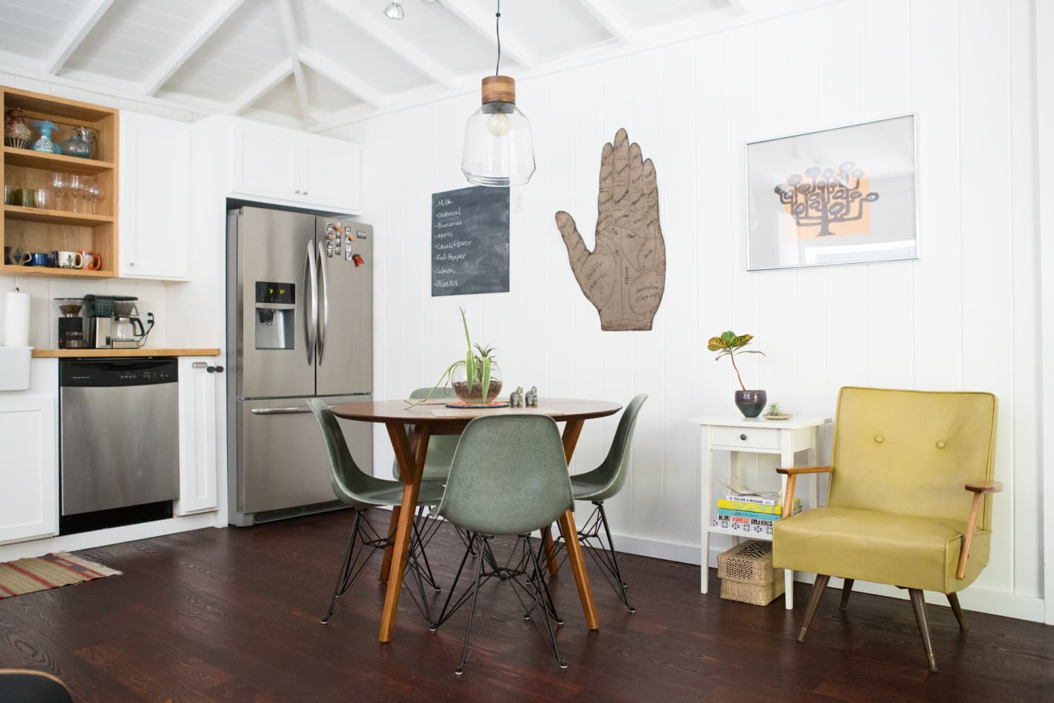 Ideas for Decorating a Rental Apartment Apartment Therapy