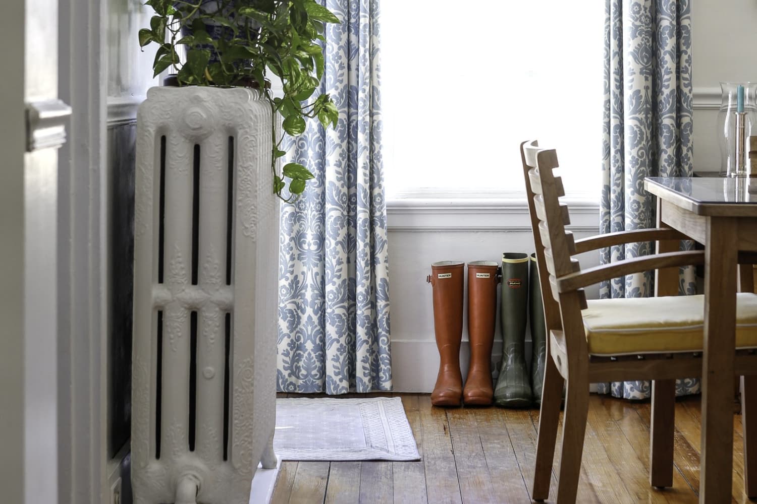 Radiator Heat Winter Hack Aluminum Foil Trick Apartment Therapy